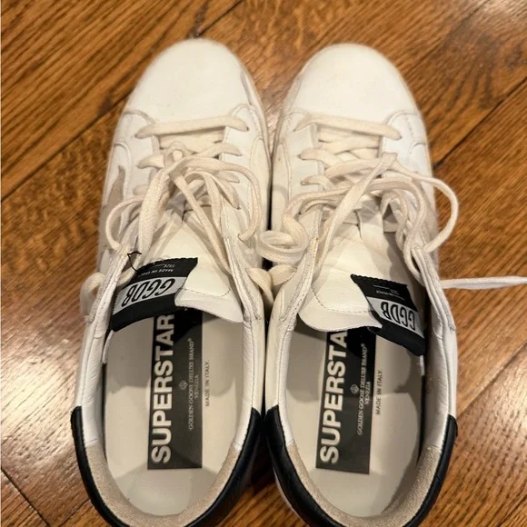 Golden Goose Superstar Low Top Sneaker - Picture 8 of 9